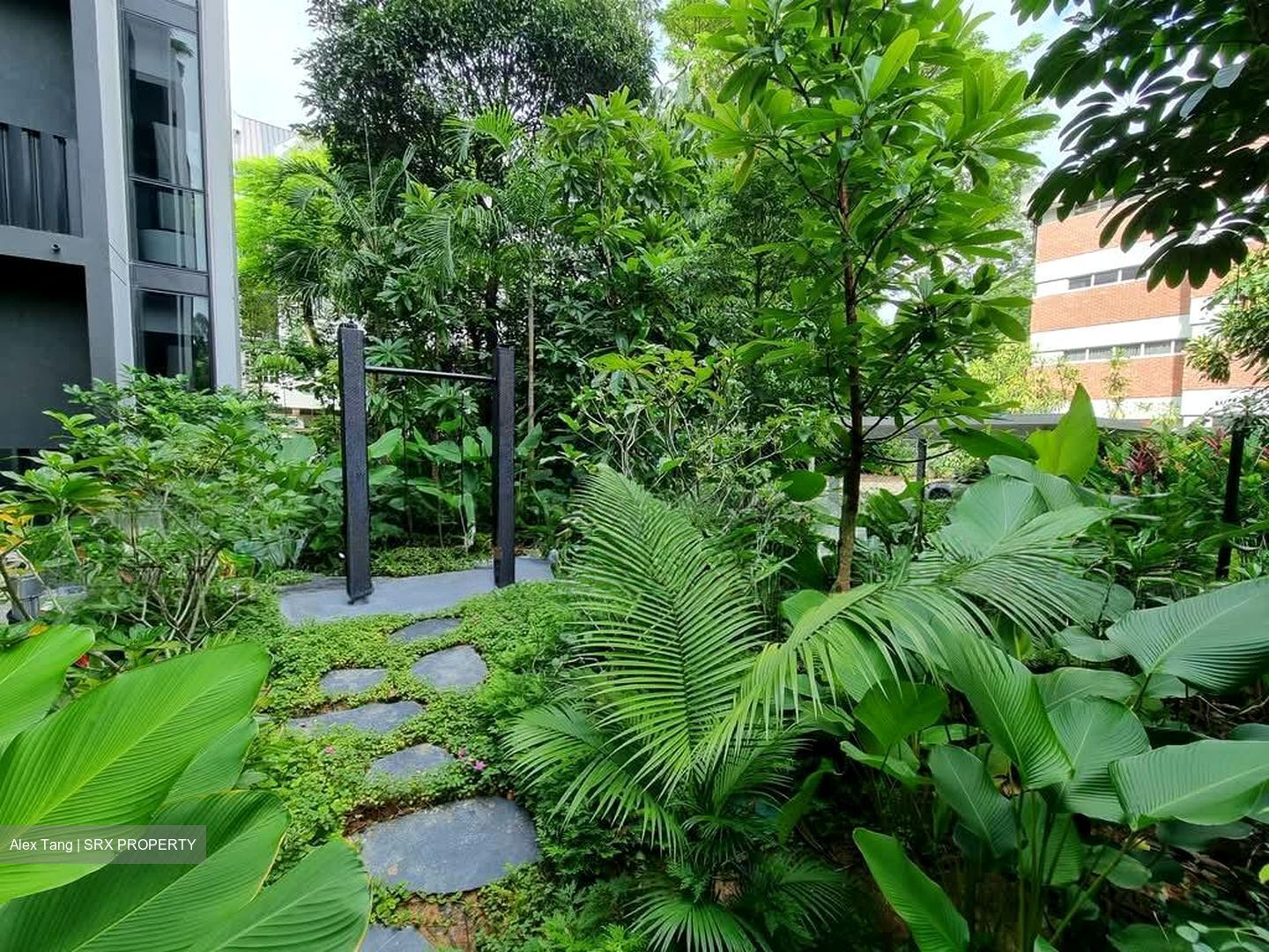 Jervois Privé (D10), Apartment #570644371